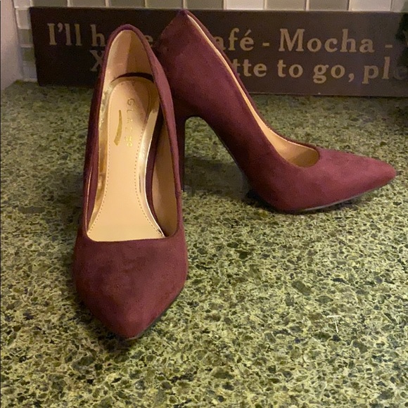 Purple suede heels - Picture 1 of 6